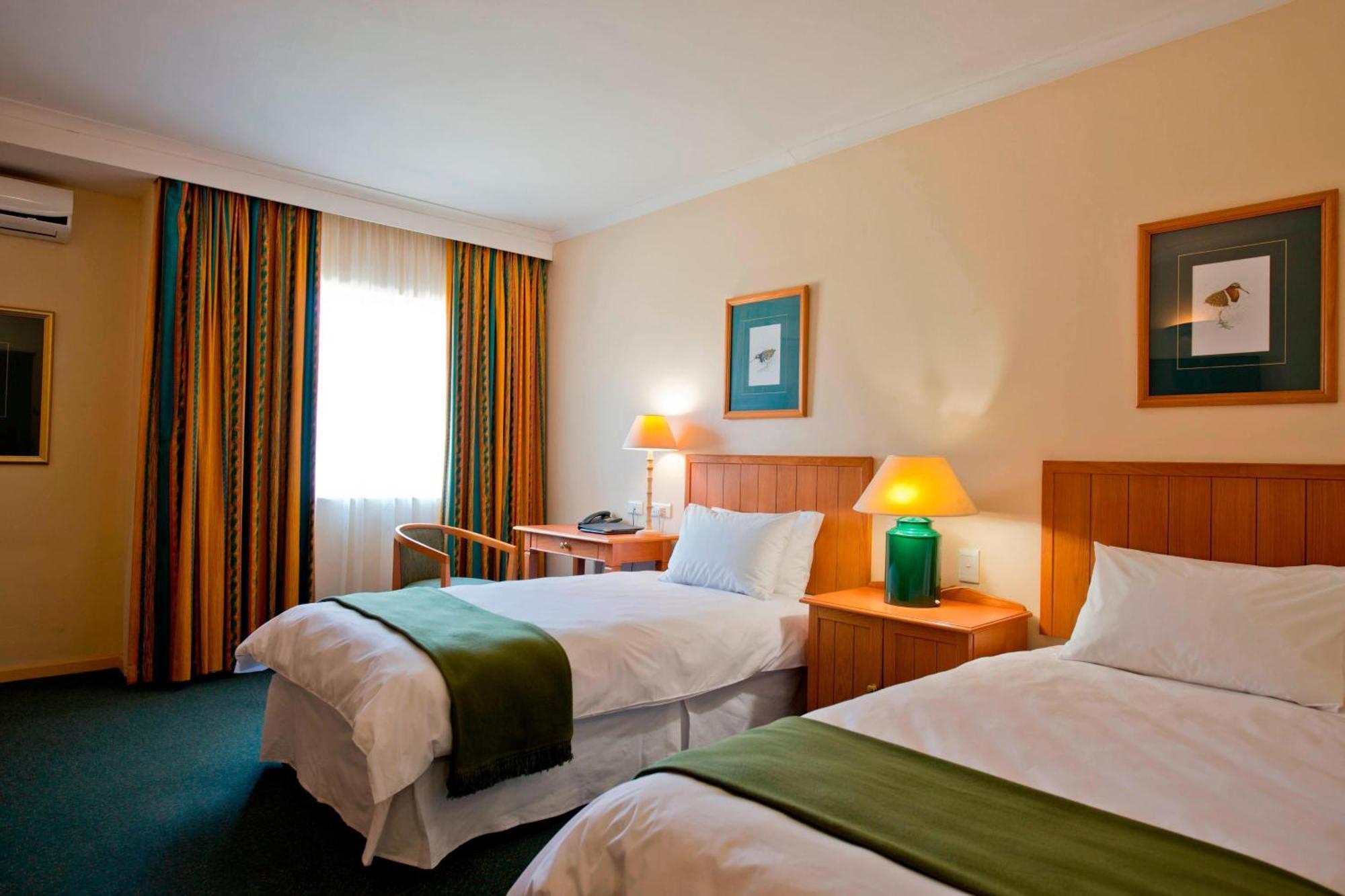 Protea Hotel By Marriott Ondangwa Εξωτερικό φωτογραφία