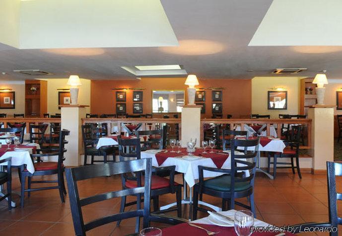 Protea Hotel By Marriott Ondangwa Εξωτερικό φωτογραφία