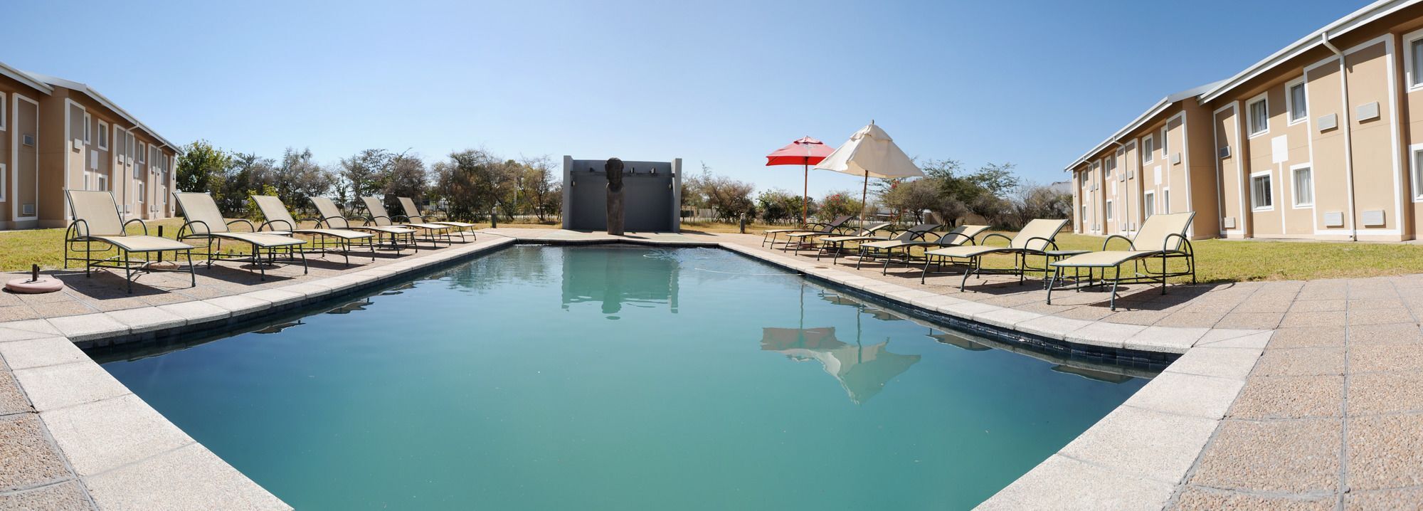 Protea Hotel By Marriott Ondangwa Εξωτερικό φωτογραφία
